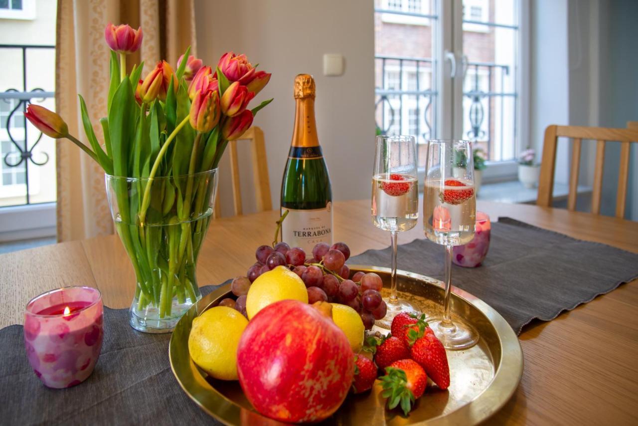 Maya'S Flats & Resorts - Staromiejski Apartments Gdańsk Kültér fotó